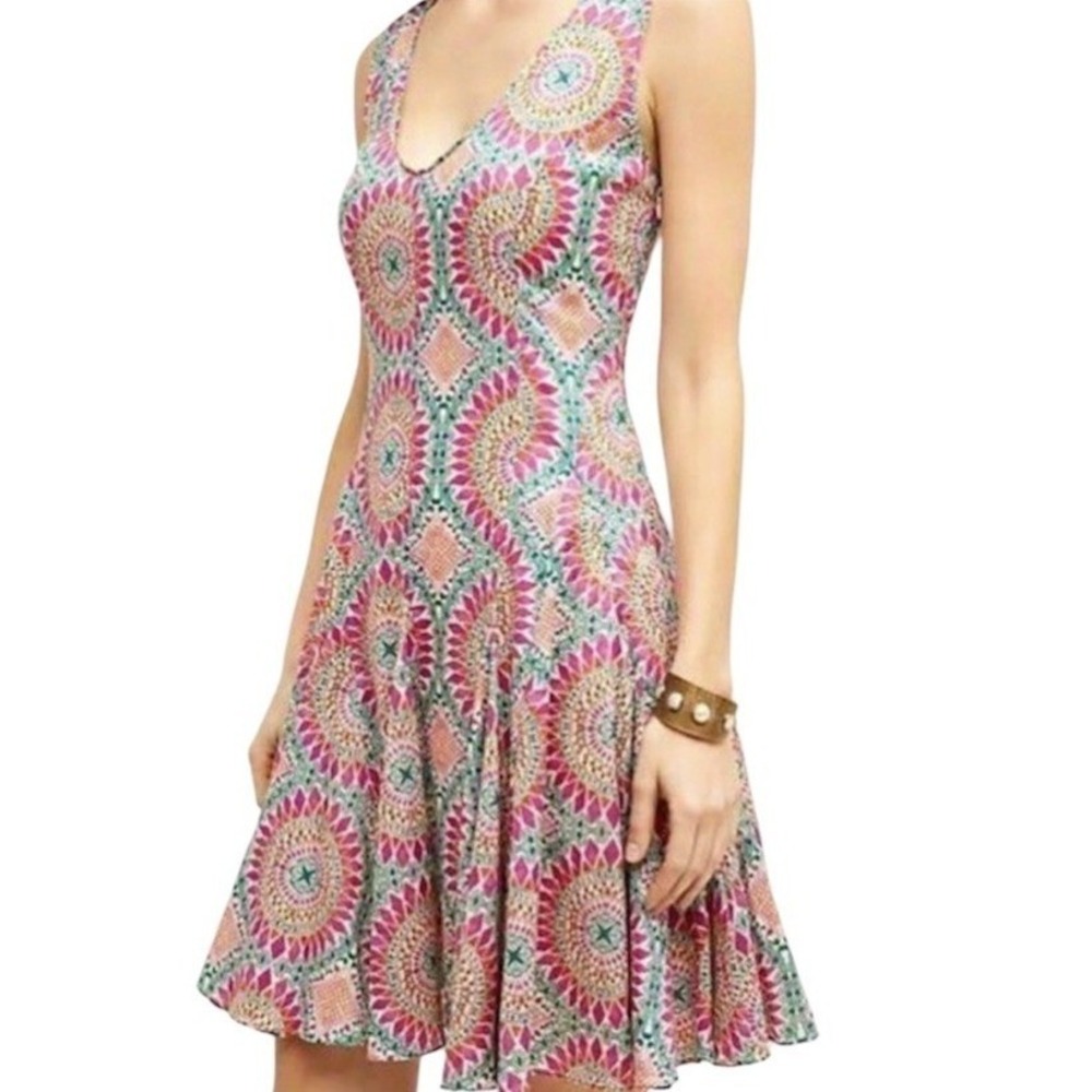 HD in Paris Anthropologie Mandala Print Fit & Flare V-Neck Mini Dress SIZE 2